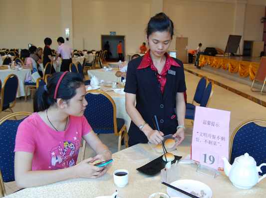 北滘：文明餐桌，先从餐饮企业做起