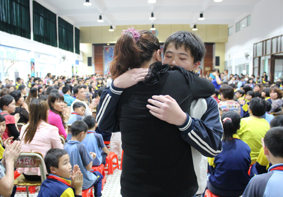 向老师父母说声谢，其实并不难