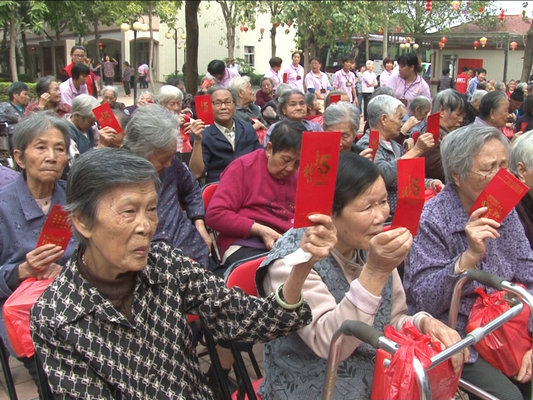 回乡敬老，澳门龙江同乡会一做就是六年