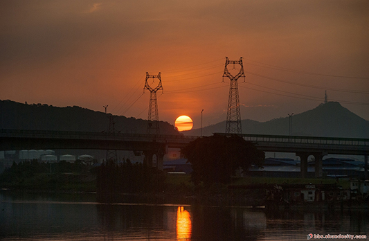 日出马岗