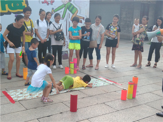 顺德“超级轮滑飞人”李明芬即将退役