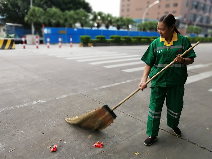 最美环卫工人伍永芳：23年的坚守只为一个理由