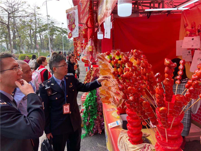 迎春花市来了，福鼠送吉祥，市监保食安！