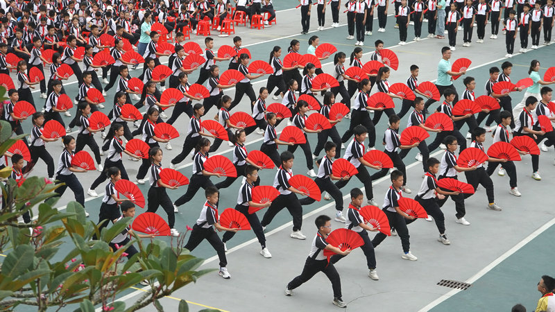  右眼新闻：“武”出风采