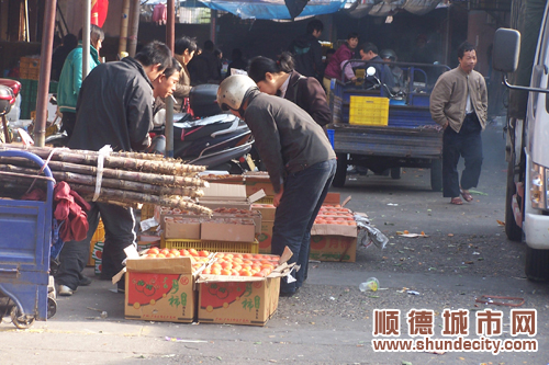 行路难，行路难，非法占道今安在