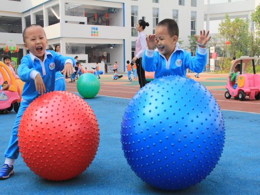 北滘学前教育周启动　指导做好幼儿教育