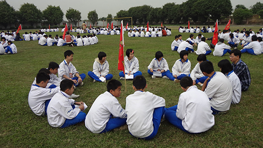 富安中学推德育导师制，人人都是班主任