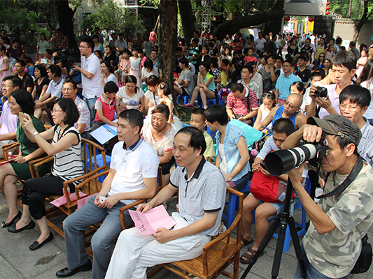 中秋诗会，让高雅的艺术走进市民文化生活