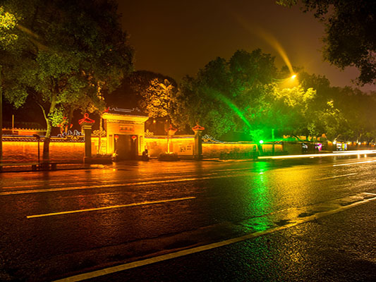 凤城雨夜