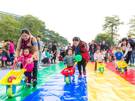 龙江：科学育儿有一套，亲子乐淘淘