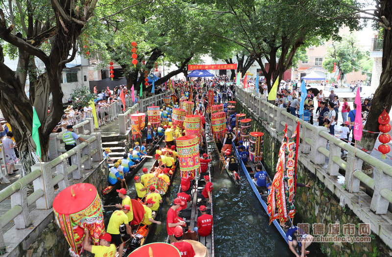 在勒流街道龙眼村举行的“龙眼点睛”民俗活动.jpg