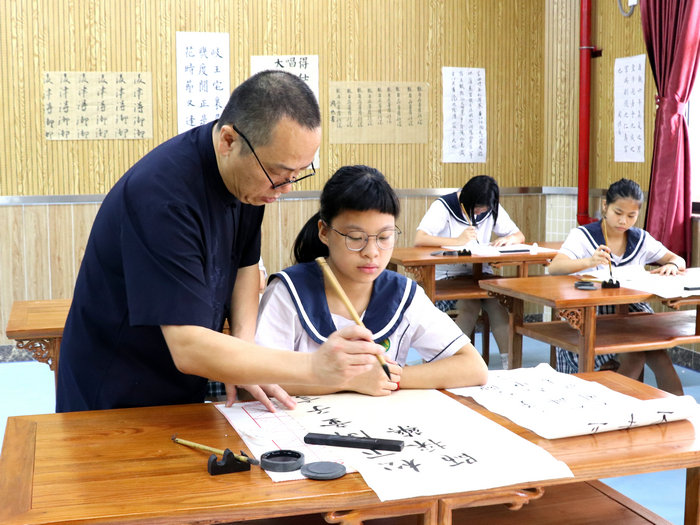 教坛三十载，这些老师有着同一个愿望