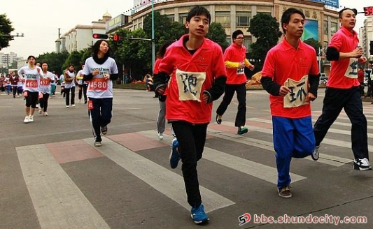 2013，容桂“海信科龙杯”元旦长跑