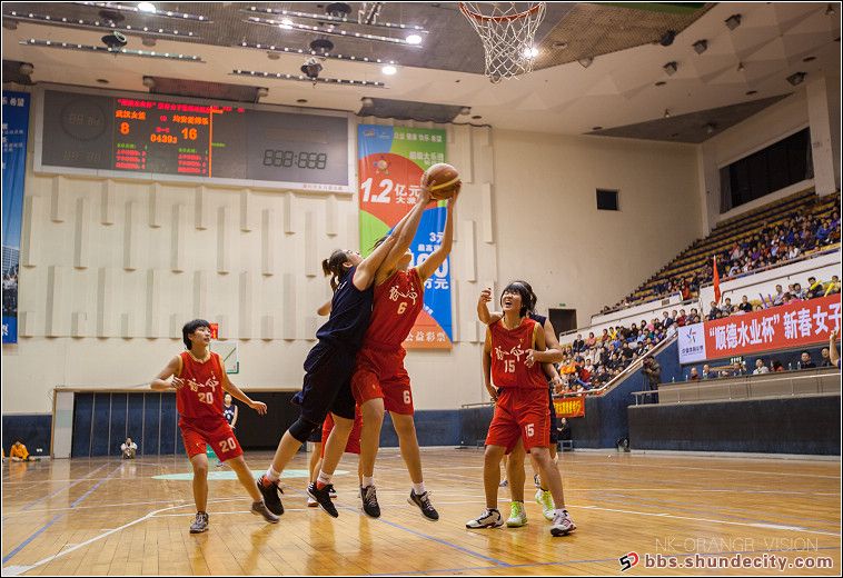 均安爱得乐女篮对阵武汉女篮