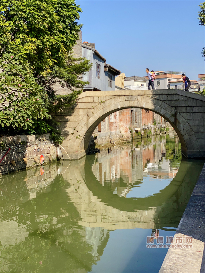 林头 小桥、流水、人家，美好尽收眼底。（摄顺德城市网摄影俱乐部“Leying”）.JPG