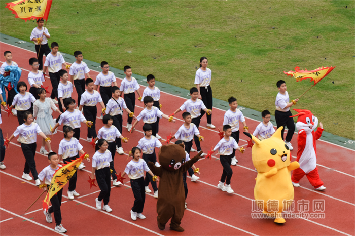 乐从小学 运动会3.png