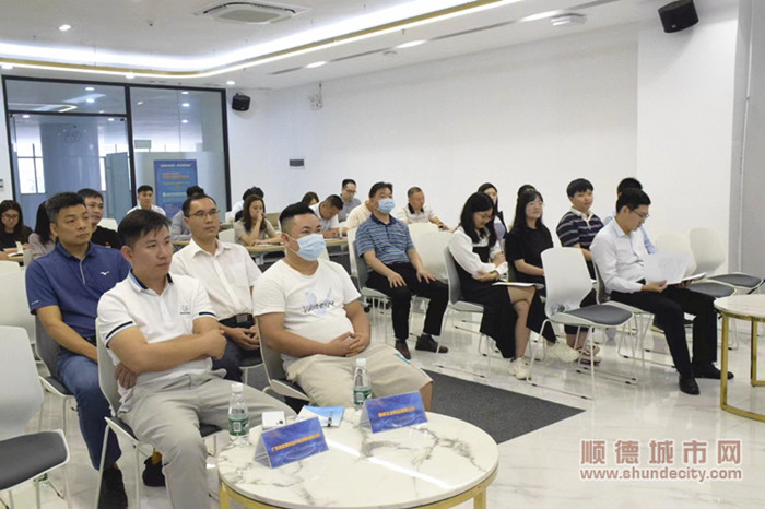 “同城共治雨污分流，共建共享产业园区”顺德高新区议事厅活动现场。.jpg