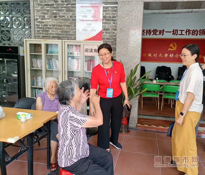 4听民意，惠民生。.jpg