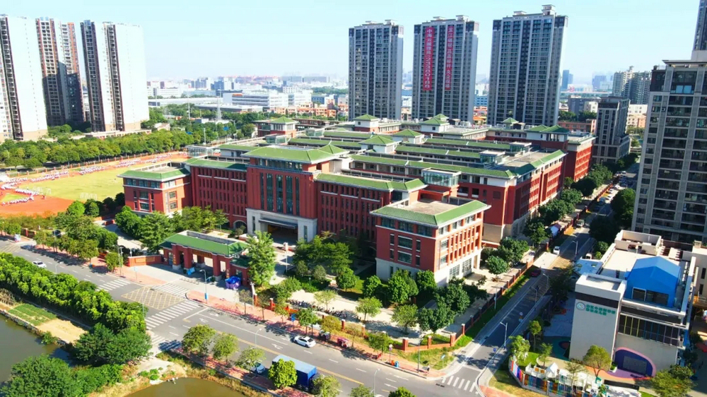 丰华中学,龙山中学,里海学校,龙江城区中心小学(锦屏校区)等学校,让