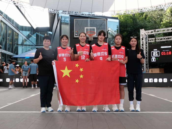 双冠王！均安女篮重返世界级大赛领奖台